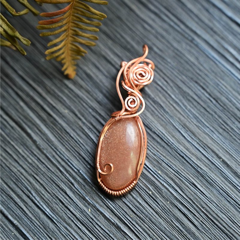 Nude Sands orange Moonstone Art braided Bronze necklace - สร้อยคอ - เครื่องเพชรพลอย สีส้ม