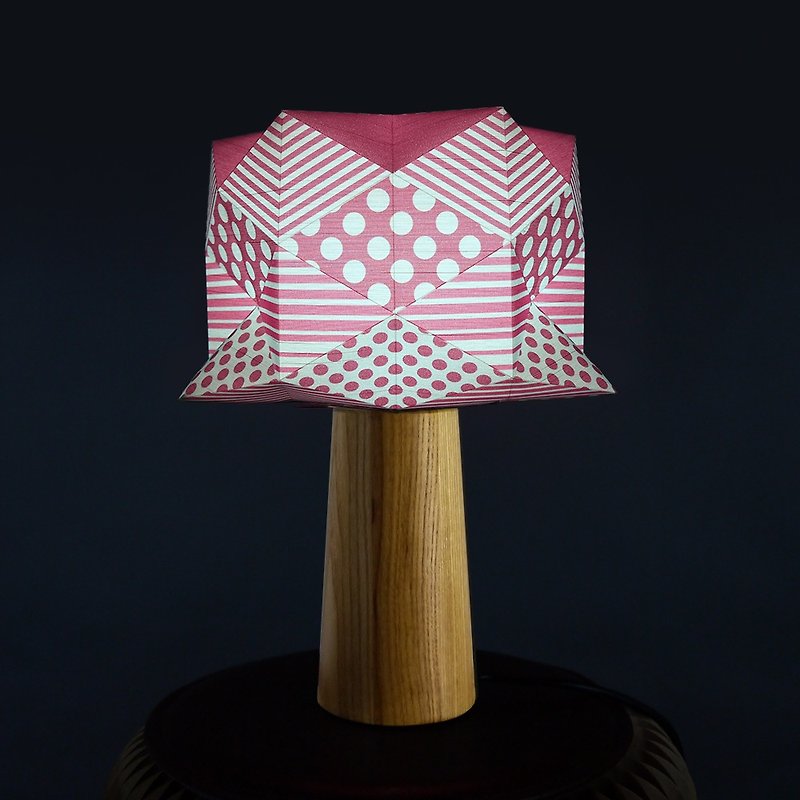 'deLight' Table Lamp ｜ Handmade ｜ Origami   | Award Winning Product - Lighting - Silk 