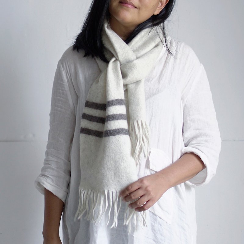Yak Down Fiber Felt Scarf ‧ Pulu/The Three Animals - Knit Scarves & Wraps - Other Materials White