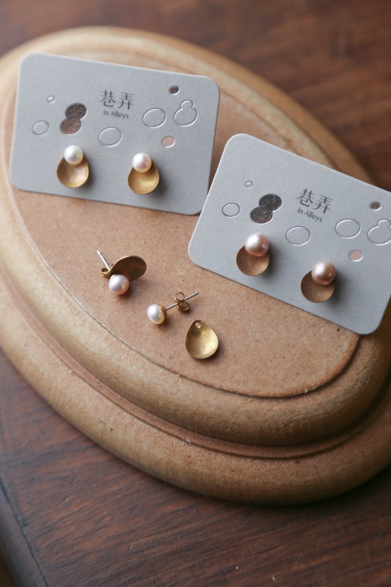 Pearl - Detachable dual-purpose earrings and earrings (can be changed into Clip-On) - Earrings & Clip-ons - Copper & Brass White