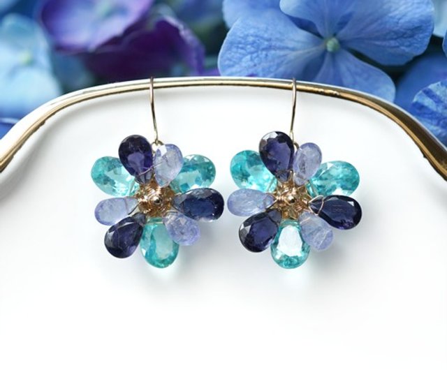 K10 tanzanite and apatite iolite hydrangea earrings Hydrangea