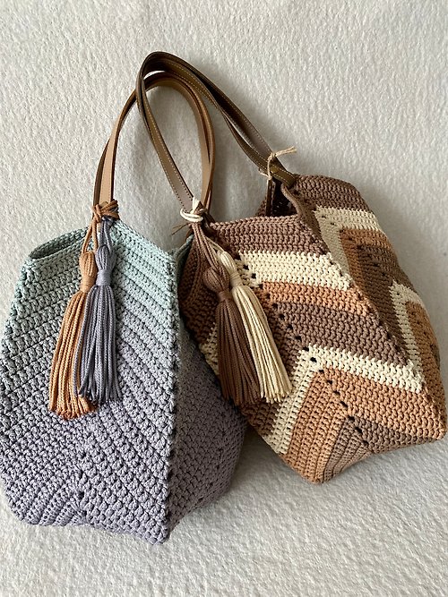 Mongolian bag XL with crocheted handles, Granny Square Crochet Bag - Shop  LunarCat Handbags & Totes - Pinkoi