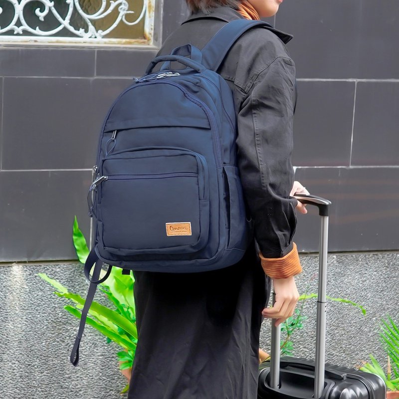 【買就送鑰匙圈】輕旅行大容量收納款筆電後背包(深藍) - 背包/後背包/書包 - 尼龍 