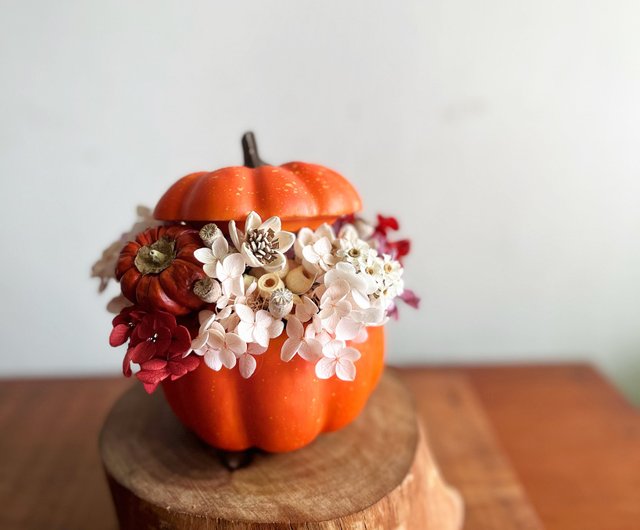 Pumpkin Decorating with Flowers