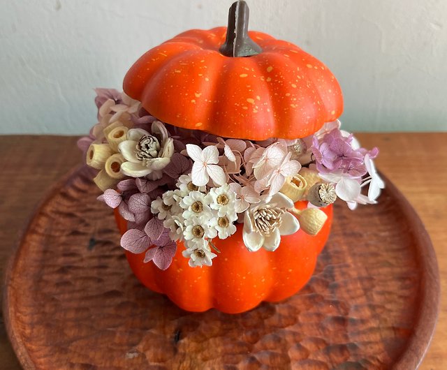 Pumpkin Decorating with Flowers