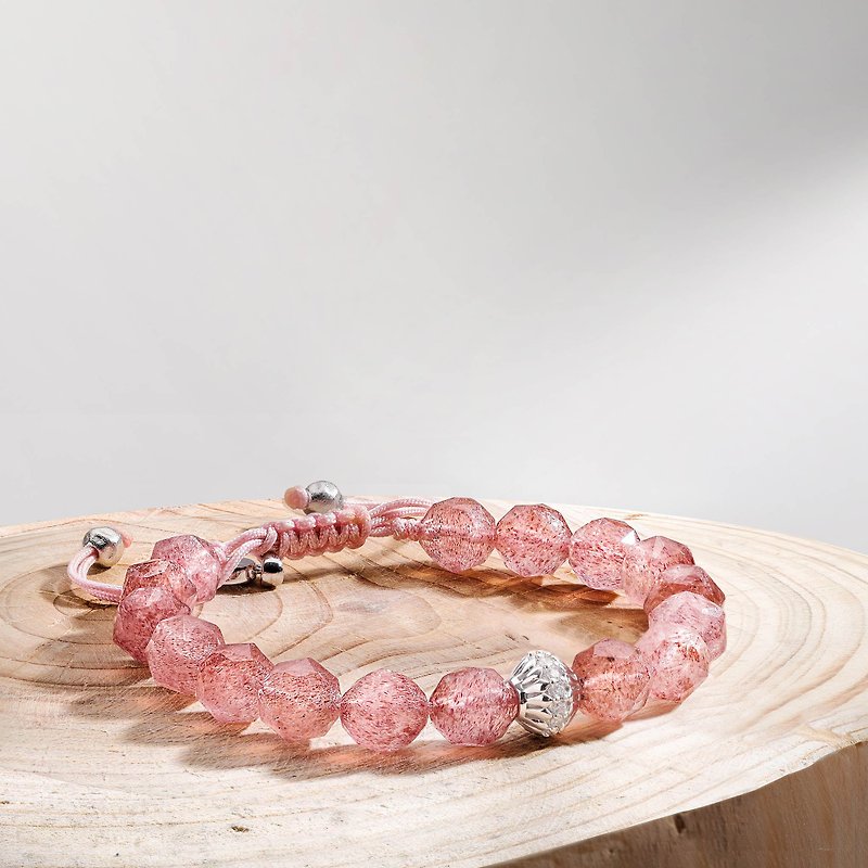 Women's Cloudberry Charm Bracelet with Strawberry Quartz - สร้อยข้อมือ - คริสตัล สึชมพู