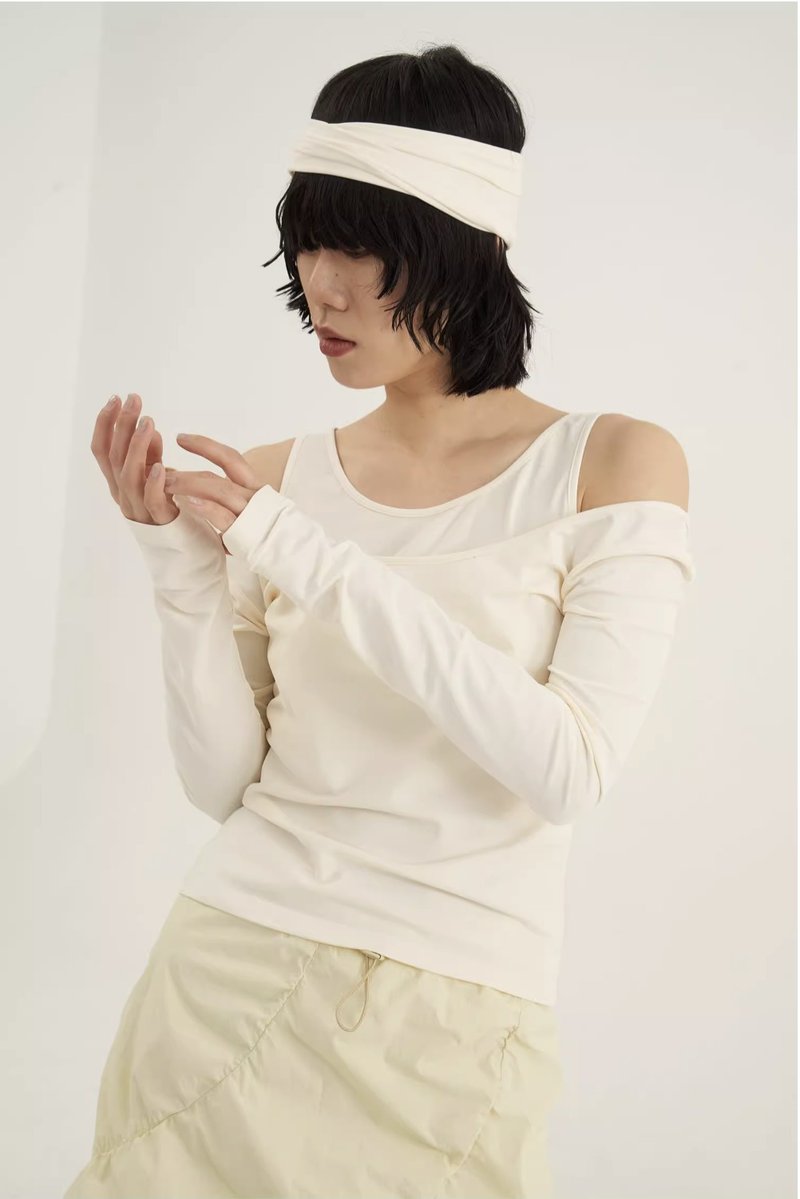 Balletcore Cream White Ballet Yoga Faux Two Piece Top - เสื้อผู้หญิง - เส้นใยสังเคราะห์ สีเหลือง