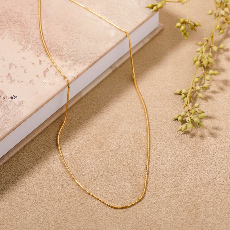 string chain magnet necklace GD Nickel-free magnet necklace Easy to put on and take off Simple chain necklace Gold - Collar Necklaces - Other Metals Gold