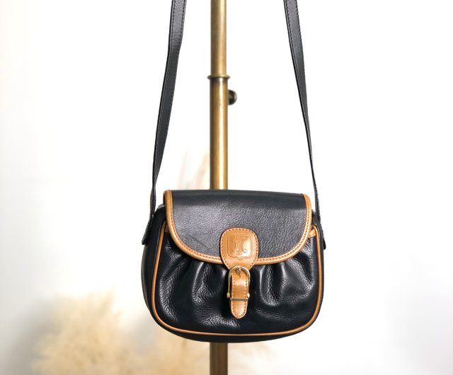 CELINE ショルダーバッグ ブラウン/ブラック CELINE マカダム ショルダーバッグ ブラウン/黒 PVC Leather