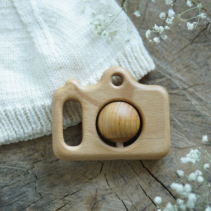 Wooden rattle camera toy. - 寶寶/兒童玩具/玩偶 - 木頭 咖啡色