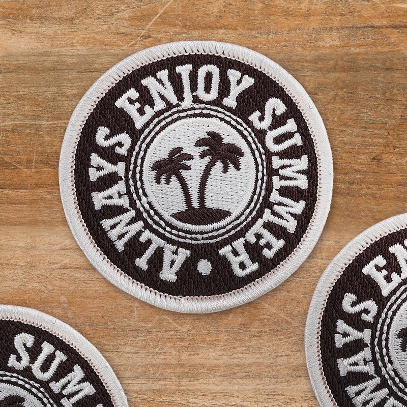 Embroidered Fabric Patch - Go for a Walk Enjoy Summer - เย็บปัก/ถักทอ/ใยขนแกะ - งานปัก 