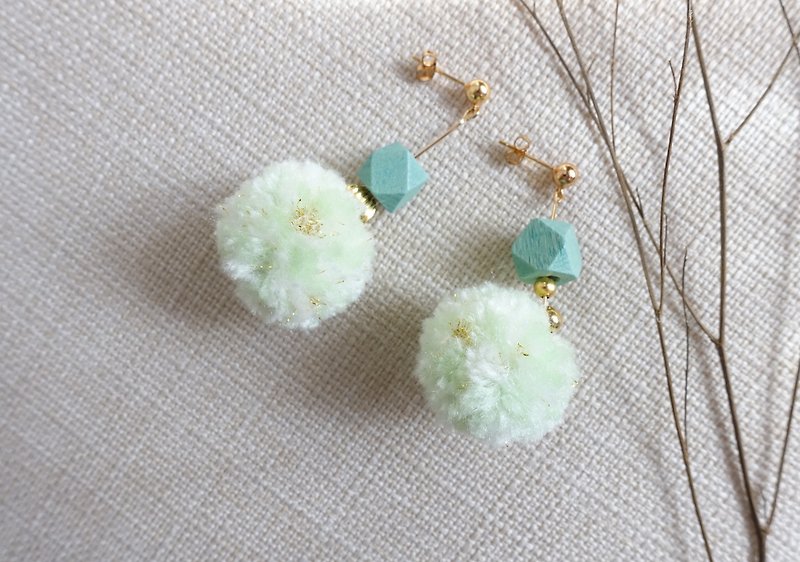 Dew pearls on green leaves/unique irregular/hair ball earrings custom earrings - Earrings & Clip-ons - Other Materials 
