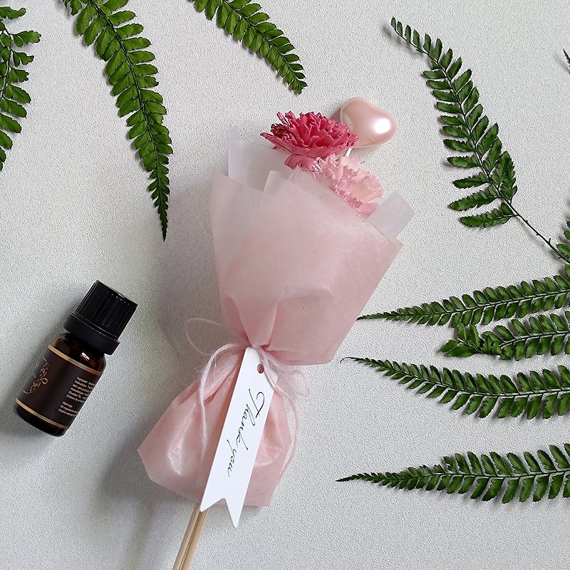【Mom2.0】Sola flower (diffusing flower), carnation bouquet, Mother’s Day bouquet - ช่อดอกไม้แห้ง - พืช/ดอกไม้ 