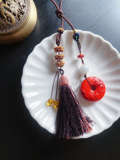 樂藏｜輕珠寶｜手作能量 硃砂平安扣 蓮花 曼陀羅蓮花座 翡翠玉石 招財 車掛 包掛