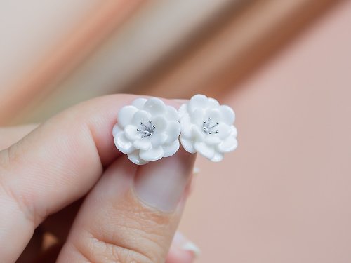 NATTA STUDIO Plum Blossom Porcelain Earrings - Sterling Silver 925 (mini)