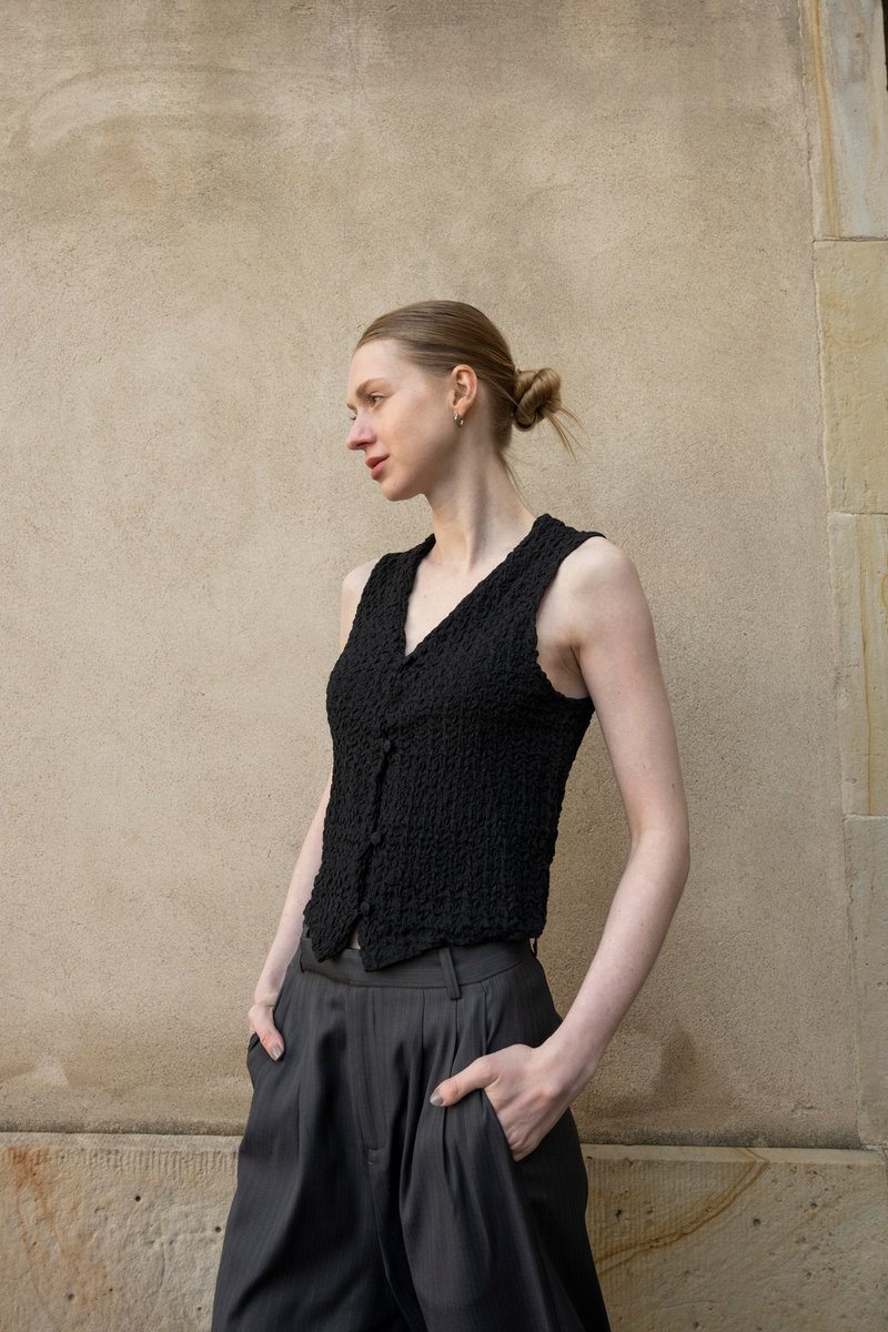 Capsule collection - Black top - Women's Vests - Cotton & Hemp Black