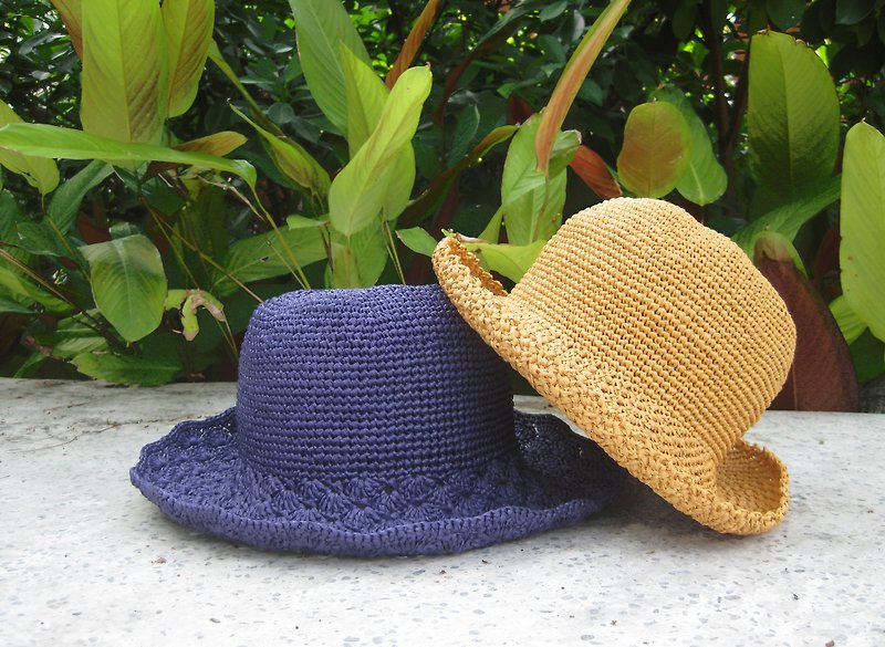 Hand woven hat - summer raffia straw hat / wide brim vintage loose-brimmed bucket hat - Hats & Caps - Paper Purple