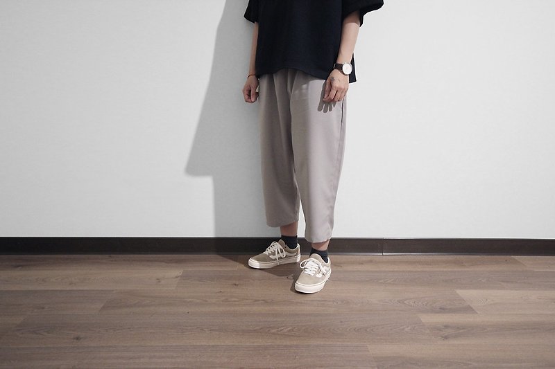 Light-colored drawstring eight pants - sold out - กางเกงขายาว - เส้นใยสังเคราะห์ สีเทา
