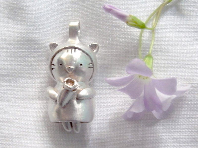 A Bouquet For You--Sterling Silver--Silver Cat--Pendant Necklace with Wax Rope - สร้อยคอ - เงิน 
