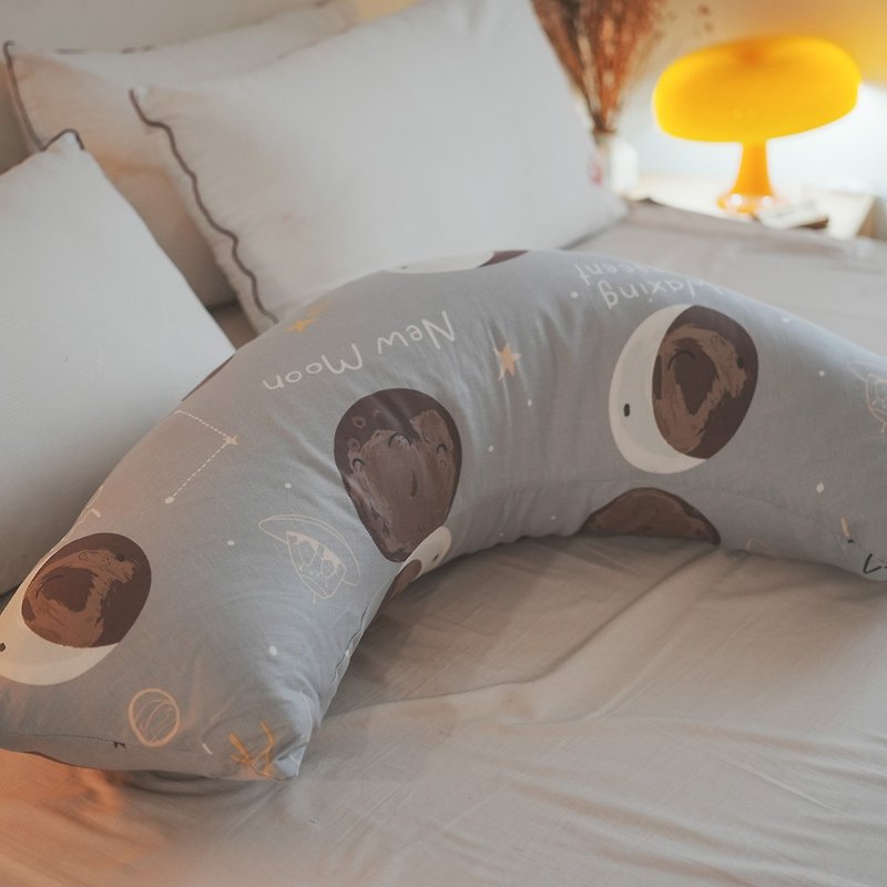 二層紗 新月孕婦枕 人體工學 純棉材質 台灣製 - 枕頭/抱枕 - 棉．麻 多色
