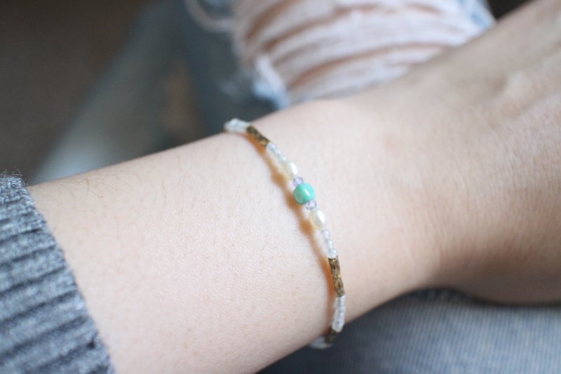 Little green-Brass bracelet - Bracelets - Copper & Brass Multicolor