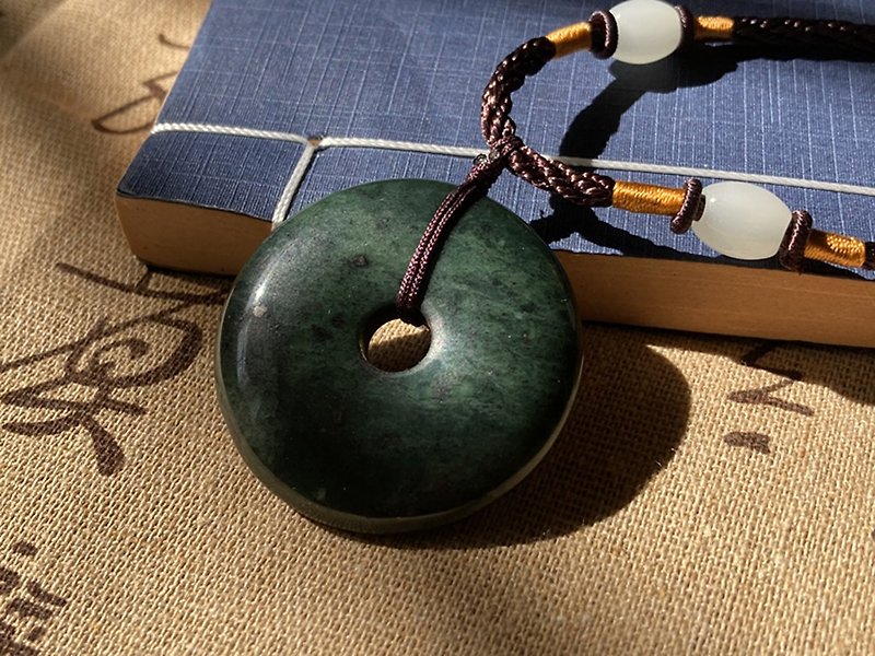 [Dark jade green. Lushan Jade Peaceful Buckle Braided Necklace] Xinjiang Hetian Jade | Lucky and ward off villains - Long Necklaces - Other Materials Green