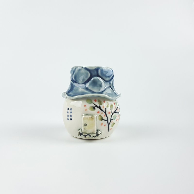 Dreamer Series - Small House Flower 1 - Plants - Porcelain Multicolor