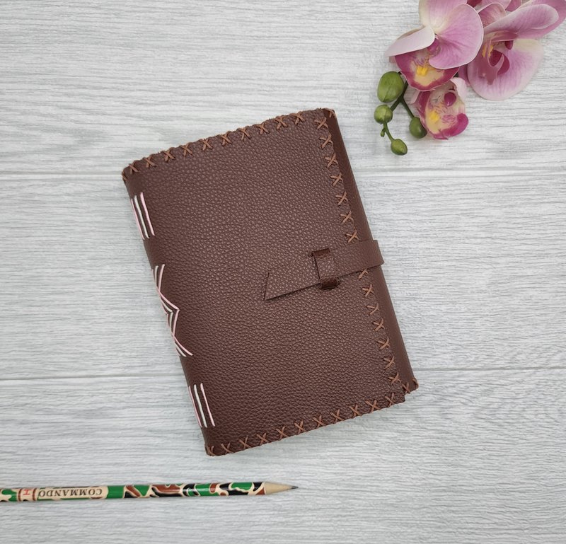 Tribal Mixed Stitching Journal - Mahogany Colour - 筆記本/手帳 - 人造皮革 
