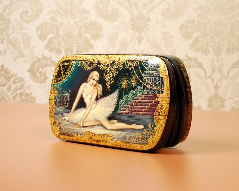 Cinderella Ballet lacquer box ballerina hand-painted jewelry box - 擺飾/家飾品 - 其他材質 