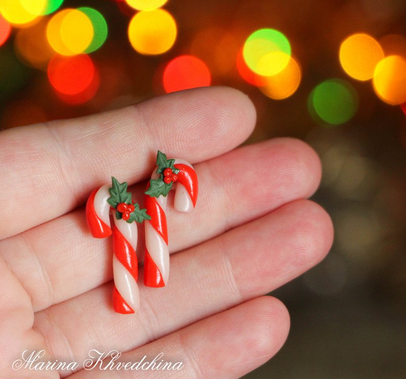 Candy cane stud earrings Christmas jewelry - ต่างหู - วัสดุอื่นๆ สีแดง