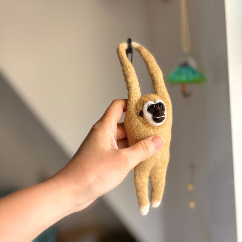 ベージュ色のシロテテナガザルのキーホルダー - 鑰匙圈/鑰匙包 - 羊毛 卡其色