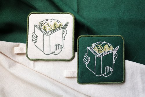Jyun design studio 刺繡設計工作室 限量 - Reading 手工刺繡杯墊情人節禮物母親節禮物