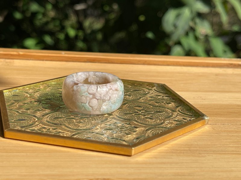 高品玉化綠扳指-淺綠滿花 - 戒指 - 半寶石 綠色