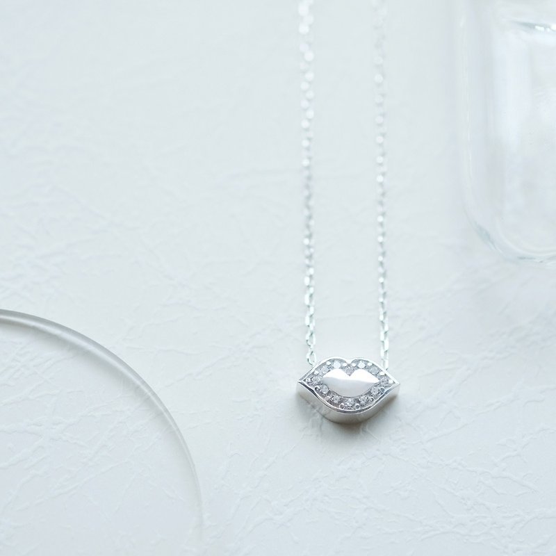 White Lip Necklace Silver 925 - สร้อยคอ - โลหะ สีเงิน