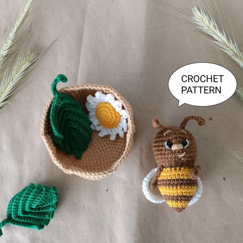 Crochet pattern bee with bed - 手工藝教學/工具書 - 其他材質 