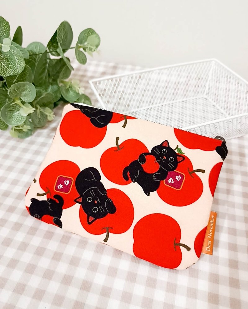 拾光系列萬用袋/零錢包/化妝包/收納袋/報平安貓款 - 化妝包/收納袋 - 棉．麻 紅色