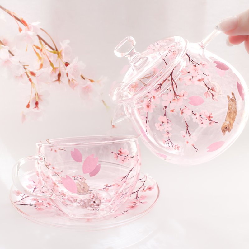 Heat-resistant glass tea set ~Weeping cherry blossoms and rabbits basking in the sun~ - Teapots & Teacups - Glass Pink