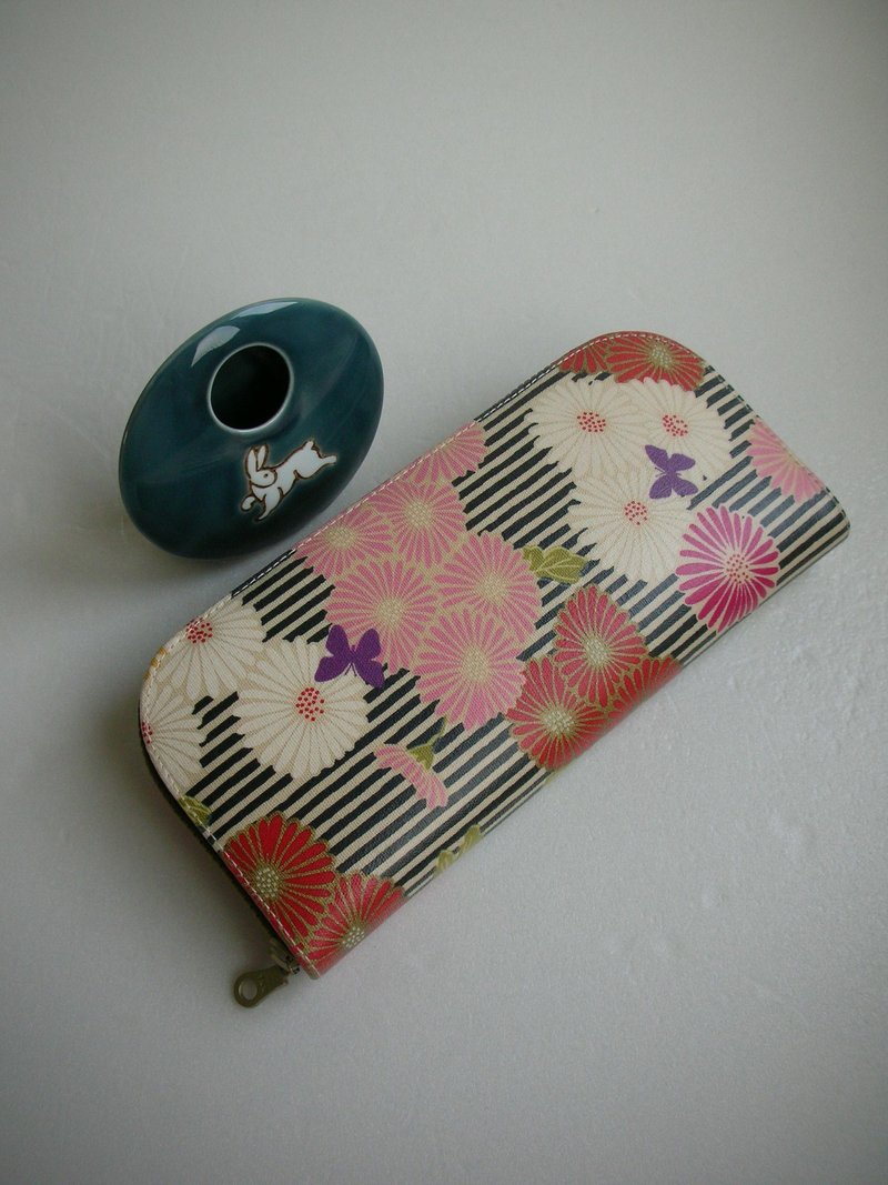 Zephyr Tarpaulin [Cong Chrysanthemum and Purple Butterfly] - Long Clip / Wallet / Coin Purse / Gift - Wallets - Waterproof Material Pink