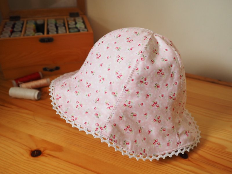 手作雙面粉紅小花圖案/粉紅拼櫻花圖案帽子 適合嬰兒小孩成人 - 嬰兒帽/髮帶 - 棉．麻 粉紅色