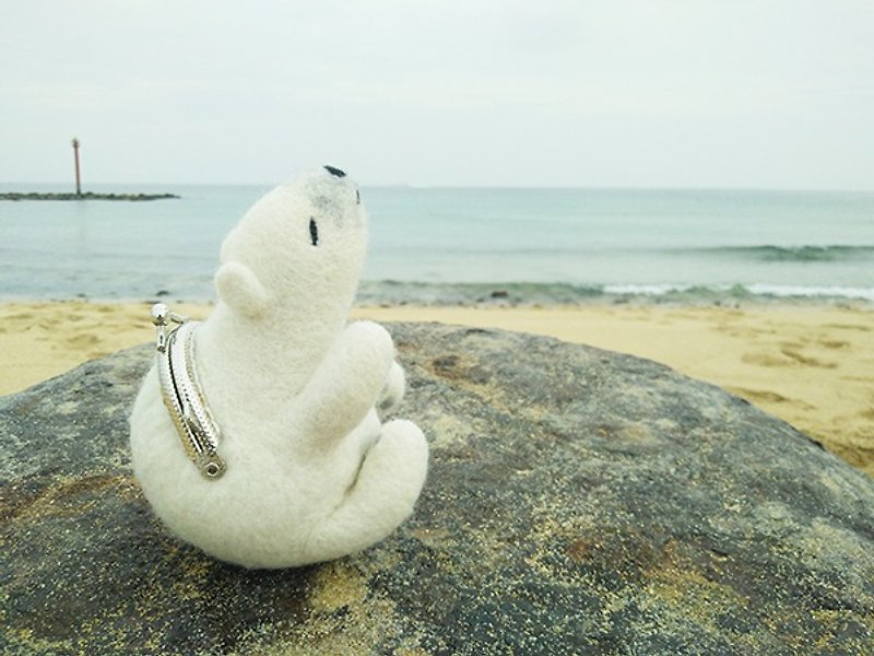 Wool felt animal mouth gold marine series - polar bear made in Taiwan limited edition manual - Other - Wool White