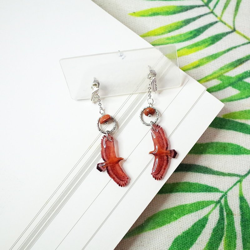Taiwan Endemic Subspecies Crested Serpent Eagle Red Goldstone 925 Silver Painted Earrings Post/Clip-on - ต่างหู - วัสดุกันนำ้ สีนำ้ตาล
