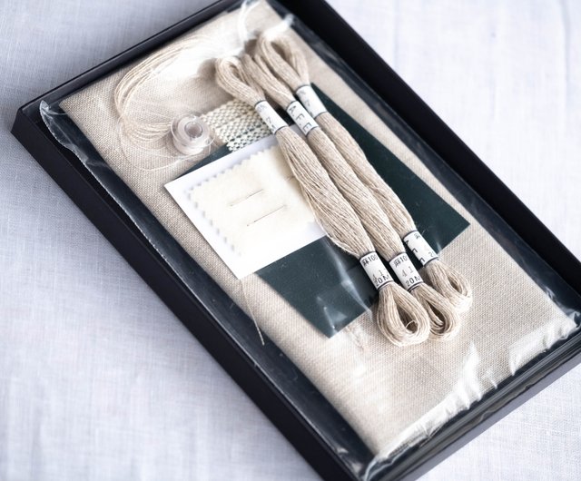 LOEWE インサイドアウトアナグラム刺繍トレーナ LOEWE インサイドアウトアナグラム刺繍トレーナ