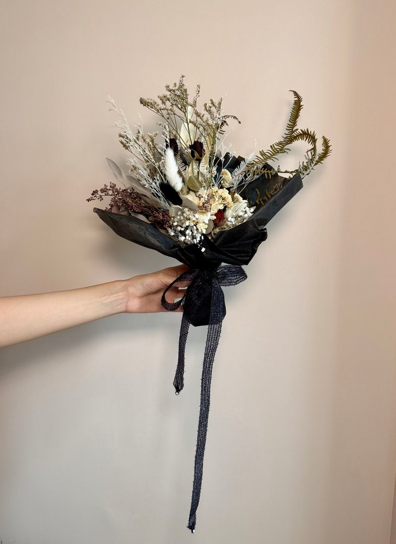黑色系永生花、乾燥花、客製花禮、珍珠 - 乾燥花/永生花 - 植物．花 黑色