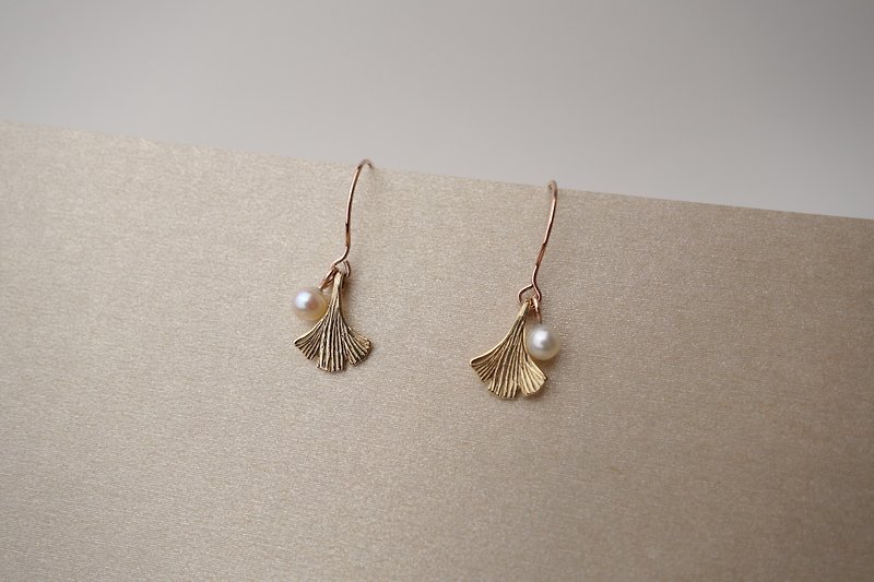 14K Ginkgo Leaf Pearl Earrings - Earrings & Clip-ons - Precious Metals 