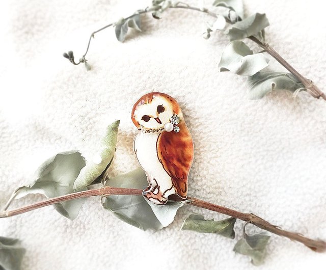 Barn owl brooch メンフクロウブローチ クリスマス 秋冬動物 - ショップ Little brilliant days  紅茶とフルーツの雑貨店 ブローチ - Pinkoi