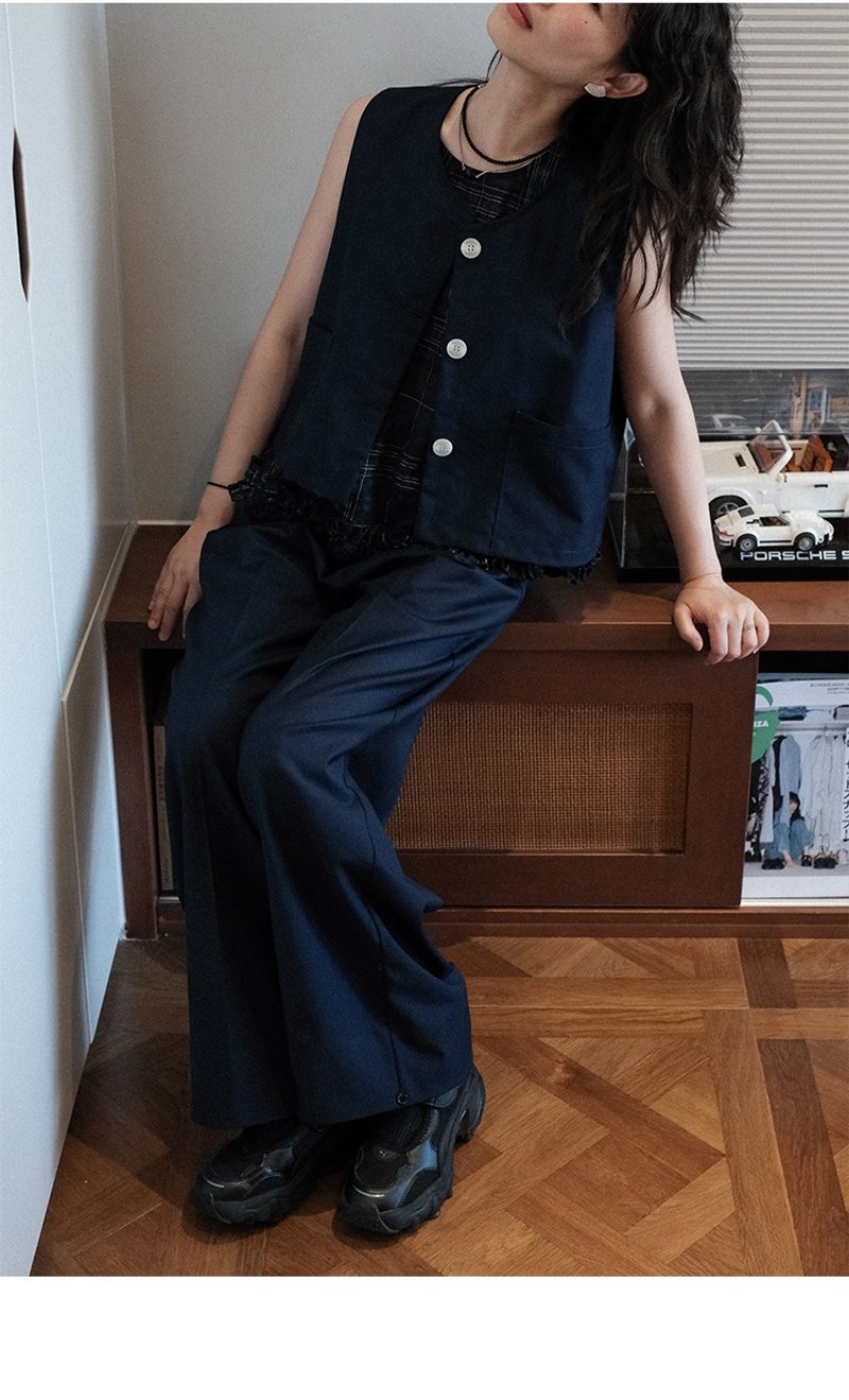 簡約短款西裝馬甲無袖背心外套上衣女 - 背心/無袖上衣 - 聚酯纖維 