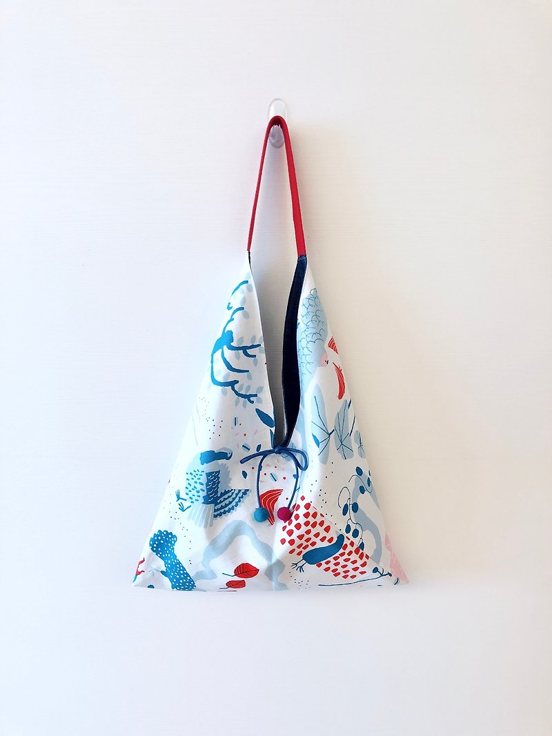 Triangle Shoulder Bag / Large Size / Blue Peacock Painted Duck - Messenger Bags & Sling Bags - Cotton & Hemp Blue