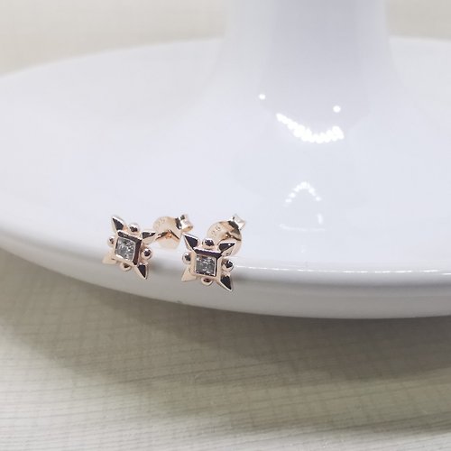 pilantha-jewelry 純銀 耳環鍍金鑲嵌方晶鋯石製成的極簡耳環 耳環 純銀耳環