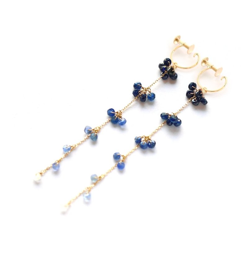 9月誕生石 K10 サファイアのグラデーション ロングイヤリング~ESPOIR~ - 耳環/耳夾/耳骨夾 - 寶石 藍色
