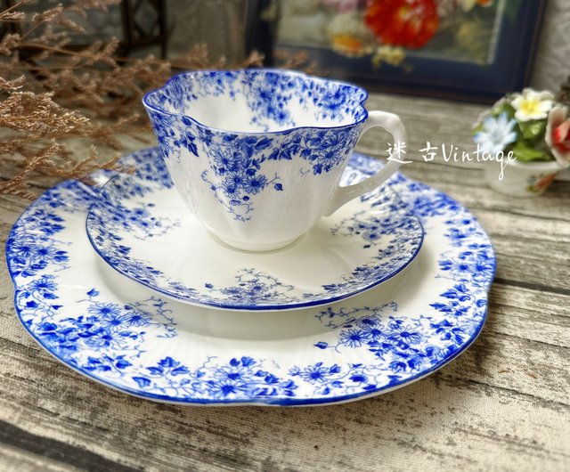 Antique British Shelley Dainty Blue beautiful bone china blue floral series  three-piece cup and plate set - Shop Migu Vintage Teapots & Teacups - Pinkoi